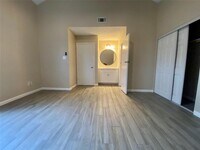 12417 S Dairy Ashford Rd photo'