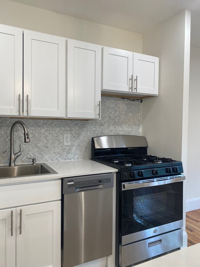 43 Cottage Street South Orange NJ in South Orange, NJ - Foto de edificio - Building Photo