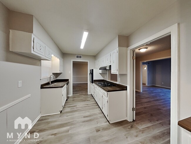 2010 Adney Gap Dr in Memphis, TN - Building Photo - Building Photo