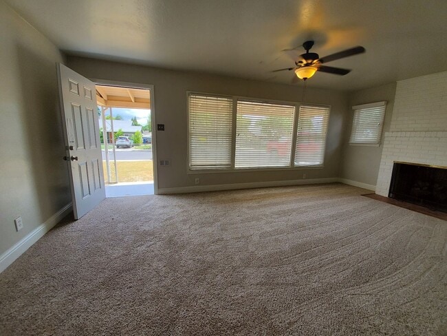 property at 1415 De Witt Ave