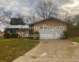 625 Thistle St in Red Bluff, CA - Building Photo