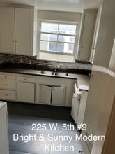 225 W 5th St in Long Beach, CA - Building Photo - Building Photo