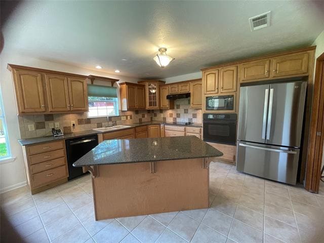 1915 Signet Dr in Euless, TX - Building Photo - Building Photo