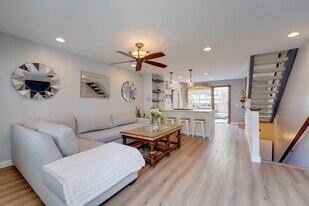 8490 Via Sonoma, Unit 1461 in San Diego, CA - Building Photo