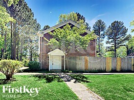 2600 Stratford Ln in Morrow, GA - Building Photo