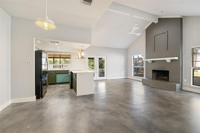 property at 2025 Monarch Dr