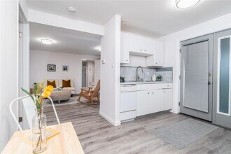 1095 Rte 9W in Nyack, NY - Building Photo - Building Photo