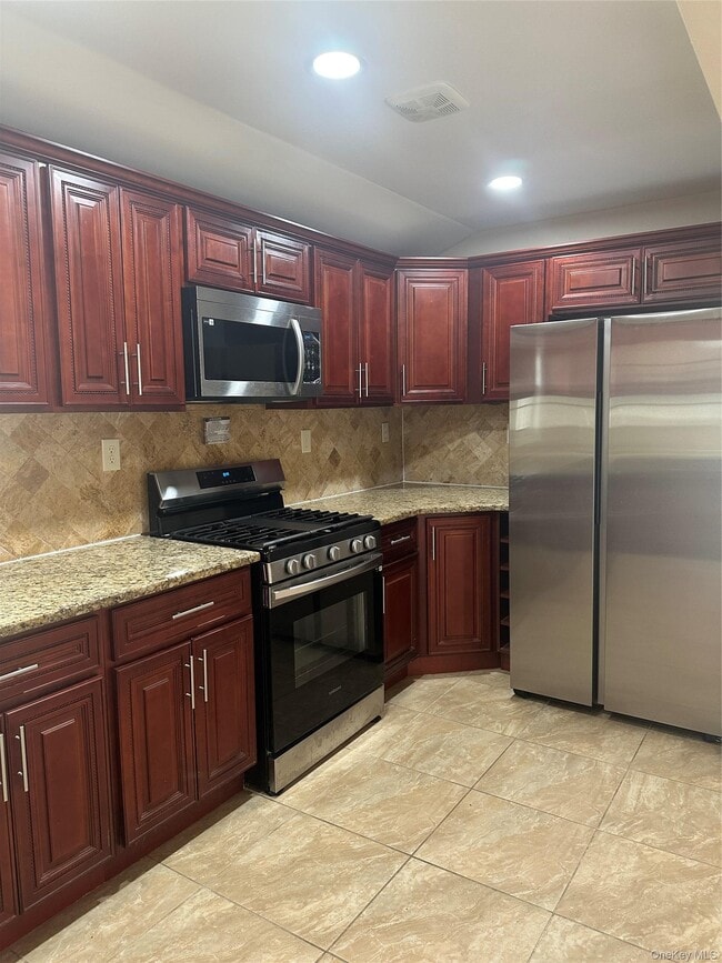 225-10 146th Ave