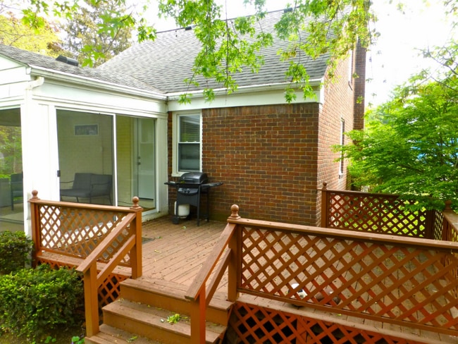 1409 Gardenia Ave in Royal Oak, MI - Building Photo - Building Photo