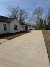 1624 S Center St in Hickory, NC - Building Photo - Building Photo