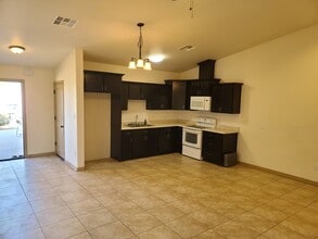 1022 S 2nd Ave, Unit A in Yuma, AZ - Building Photo - Building Photo