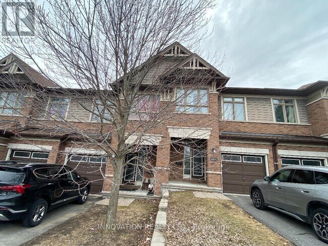812 Fletcher Cir in Ottawa, ON - Building Photo - Building Photo