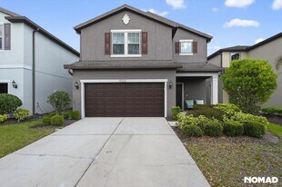 5332 Fallen Leaf Dr in Riverview, FL - Building Photo