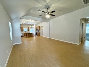 3212 Mt Nebo Dr in Yukon, OK - Building Photo - Building Photo