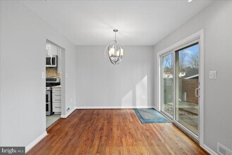 7845 Brompton St in West Springfield, VA - Building Photo - Building Photo