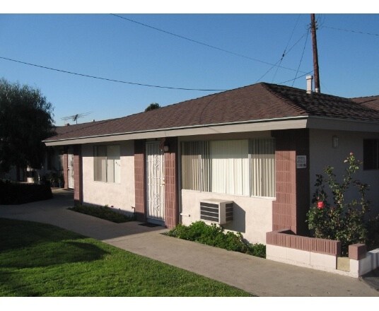 12721 Buaro St in Garden Grove, CA - Building Photo - Building Photo