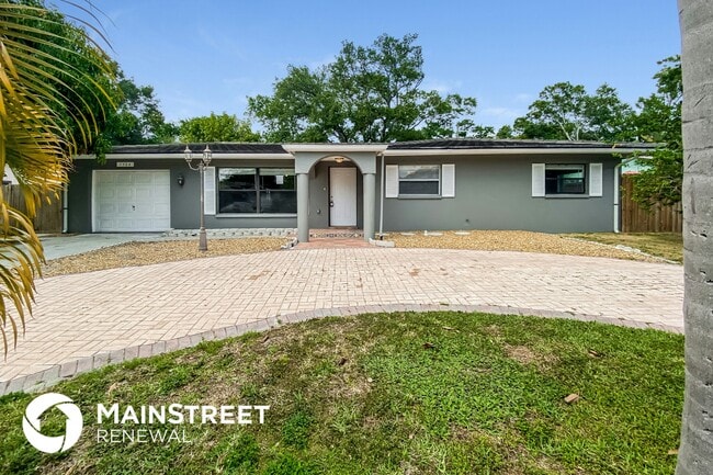 1524 Sandy Ln