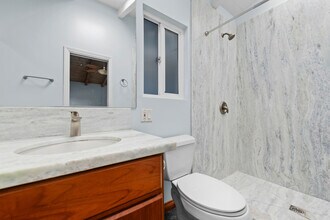 425 Neptune Ave in Encinitas, CA - Building Photo - Building Photo