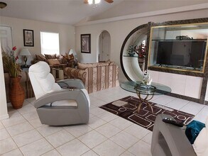 307 S Oakland Ave in Minneola, FL - Building Photo - Building Photo