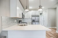 2216 Emerald St photo'