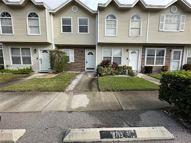 8713 Liberty Pl in Tampa, FL - Building Photo - Building Photo