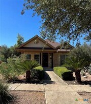 2247 Cotton Blvd in New Braunfels, TX - Building Photo