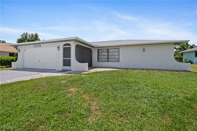 2208 SE 16th St in Cape Coral, FL - Building Photo - Building Photo