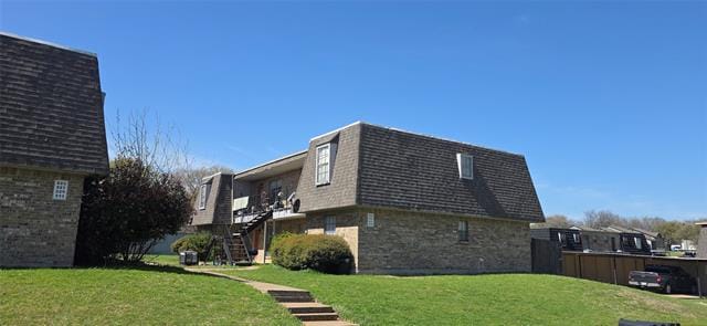 233 Vista Way