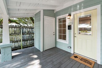 112 NW 9th St in Gainesville, FL - Building Photo - Building Photo