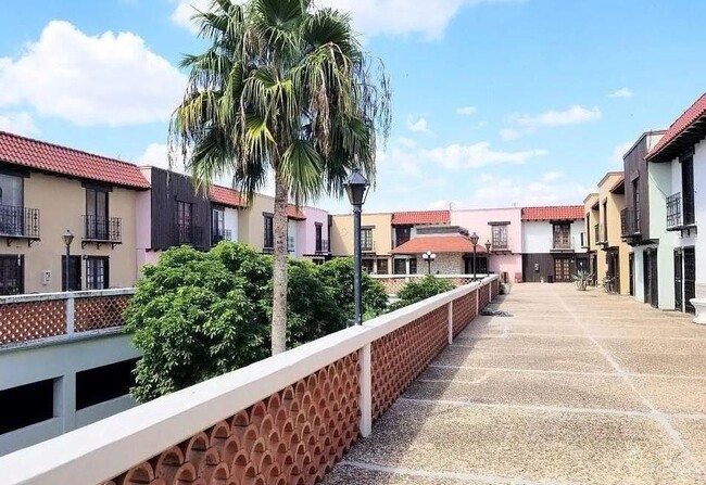 1418 Beech Ave in McAllen, TX - Building Photo - Building Photo