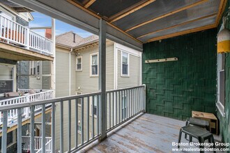 78 Hillside St, Unit 2 in Boston, MA - Building Photo - Building Photo
