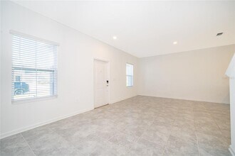 6092 PEACEFUL Pky in Clermont, FL - Building Photo - Building Photo