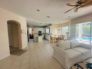 11206 Maritime Ct in Wellington, FL - Building Photo - Building Photo