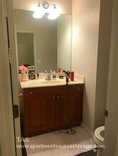 2049 N Sheffield Ave in Chicago, IL - Building Photo - Building Photo