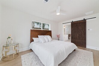 1830 Locksford St in Houston, TX - Building Photo - Building Photo