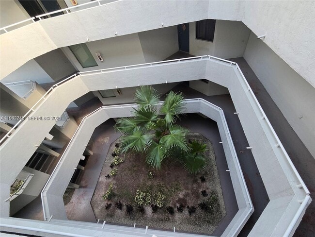 8205 SW 152nd Ave in Miami, FL - Building Photo - Building Photo