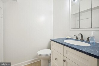 1635 Valencia Way in Reston, VA - Building Photo - Building Photo