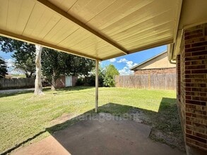 5813 SE 10th St in Midwest City, OK - Building Photo - Building Photo