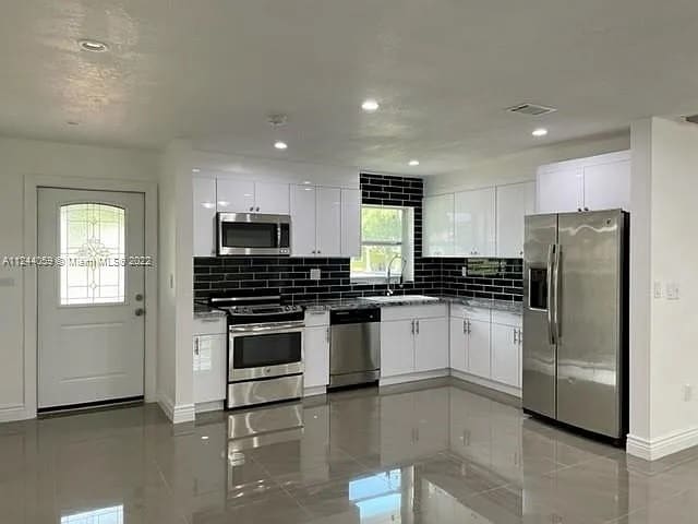 961 NW 200th St in Miami Gardens, FL - Building Photo - Building Photo