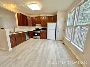 8855 Papillon Dr in Ellicott City, MD - Building Photo - Building Photo
