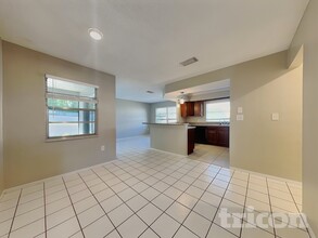 206 Earl St in Tarpon Springs, FL - Building Photo - Building Photo