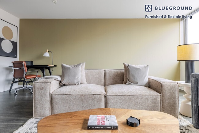 903 S Ashland Ave in Chicago, IL - Foto de edificio - Building Photo