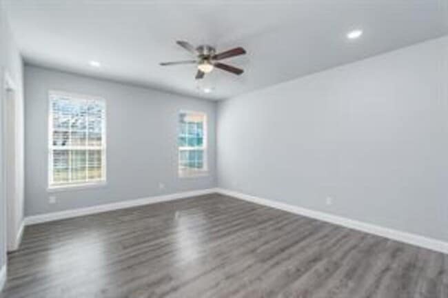 311 Phillips St in Cleburne, TX - Building Photo - Building Photo