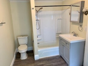 44 Dean St in Bangor, ME - Building Photo - Building Photo