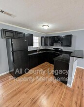 4677 Lois Dr in Sugar Hill, GA - Building Photo - Building Photo