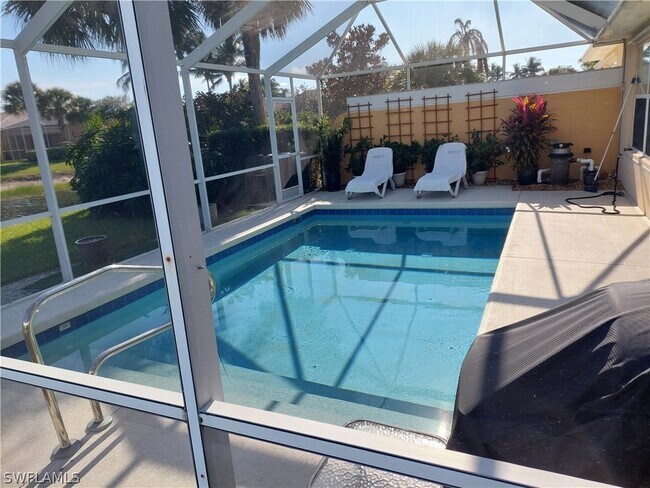 7450 Emilia Ln in Naples, FL - Building Photo - Building Photo