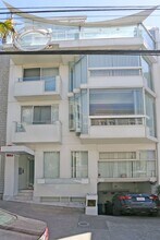 2 Marina Blvd in San Francisco, CA - Building Photo - Building Photo