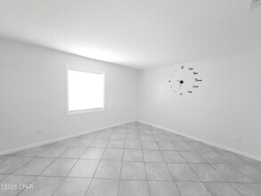 325 Alexander Dr in Lynn Haven, FL - Building Photo - Building Photo