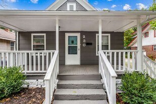 230 N Estelle St in Wichita, KS - Building Photo