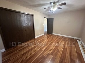 109 E Poos Dr in New Baden, IL - Building Photo - Building Photo